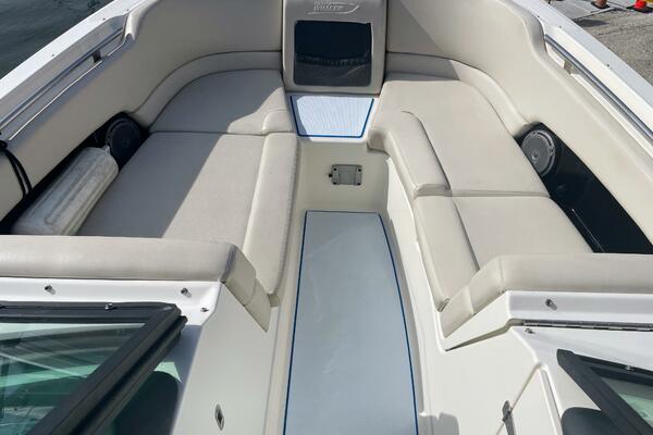 23ft Boston Whaler Yacht For Sale