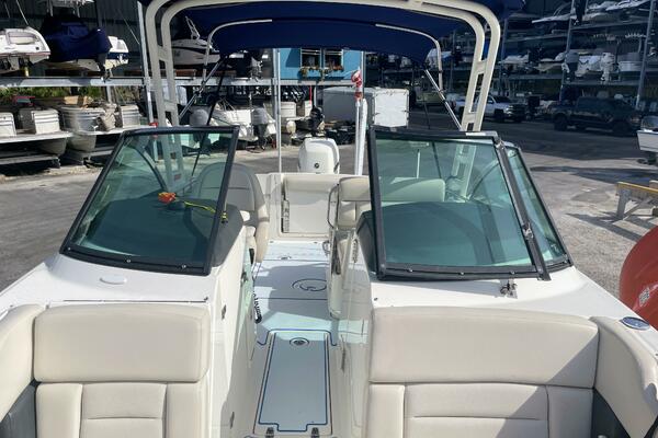 23ft Boston Whaler Yacht For Sale