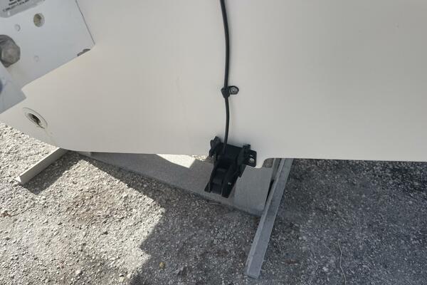 23ft Boston Whaler Yacht For Sale