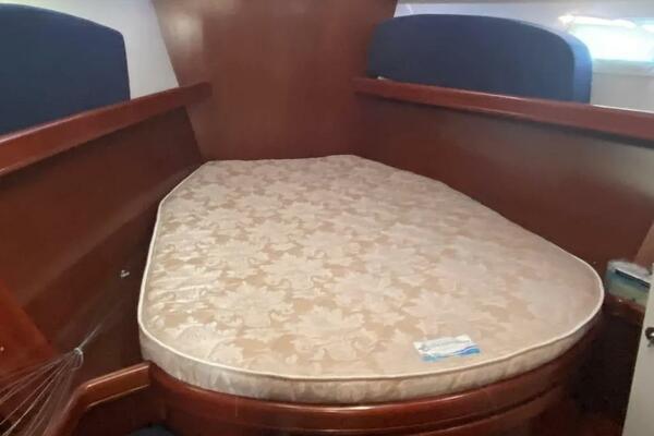 Blue Pearl 47ft Beneteau Yacht For Sale