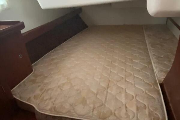 Blue Pearl 47ft Beneteau Yacht For Sale