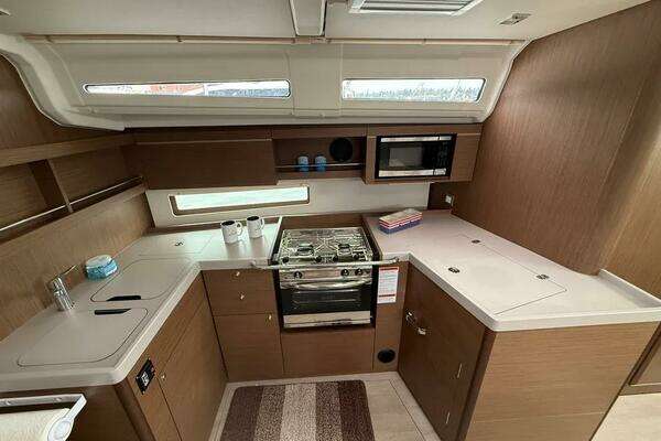 Photo of the 2022 Beneteau Oceanis 40.1 "Disconnect"