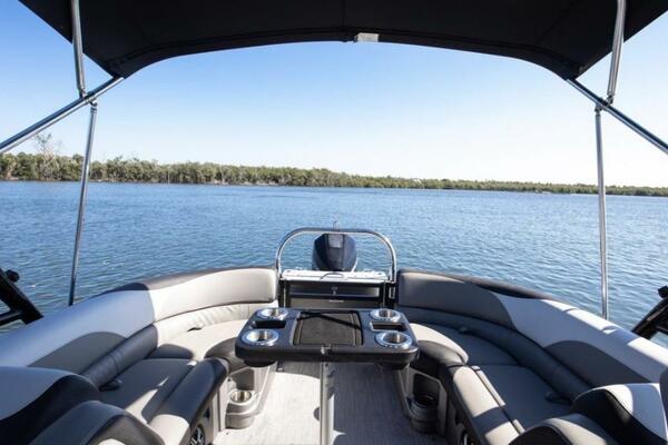 24ft Avalon Yacht For Sale