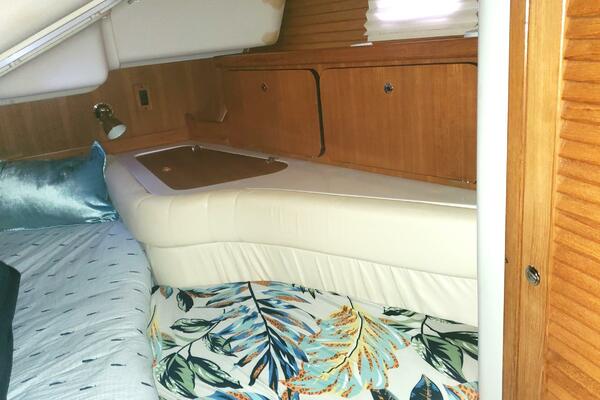 HULLABLOO 41ft Catalina Yacht For Sale