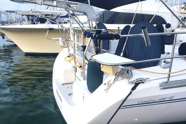 HULLABLOO 41ft Catalina Yacht For Sale