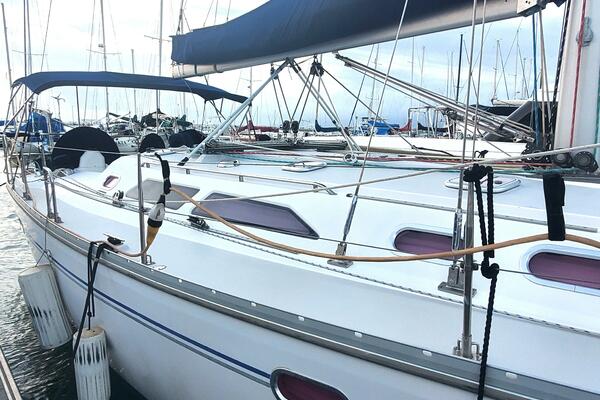 HULLABLOO 41ft Catalina Yacht For Sale
