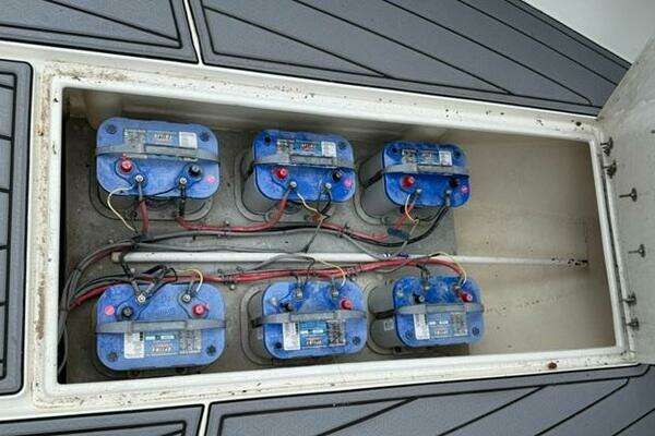 Contender  Yacht For Sale