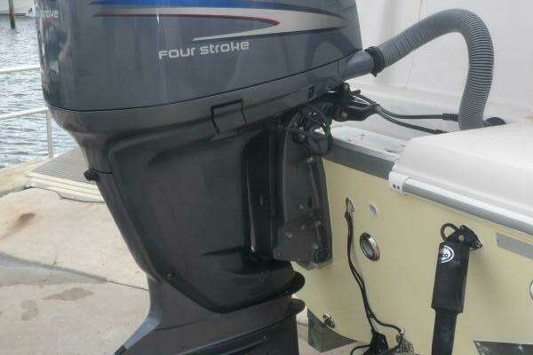 Photo of the 2006 Cobia 210 CC