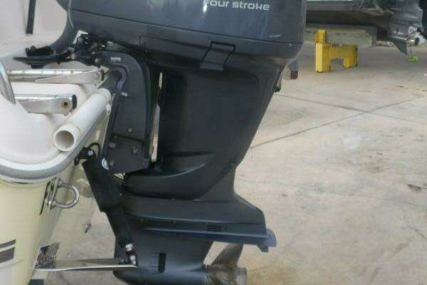 Photo of the 2006 Cobia 210 CC