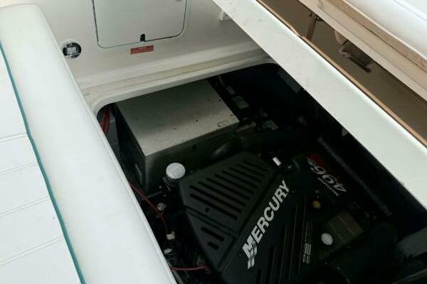 33ft Sea Ray Yacht For Sale