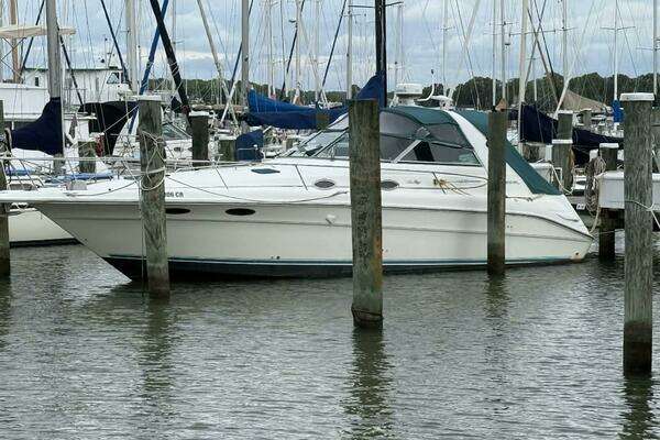 33-ft-Sea Ray-1995-- Galesville Maryland United States  yacht for sale