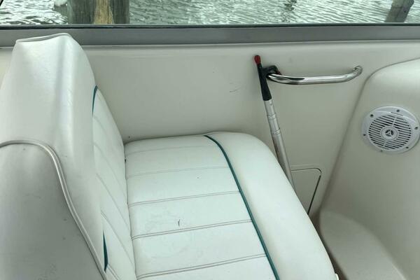 33ft Sea Ray Yacht For Sale