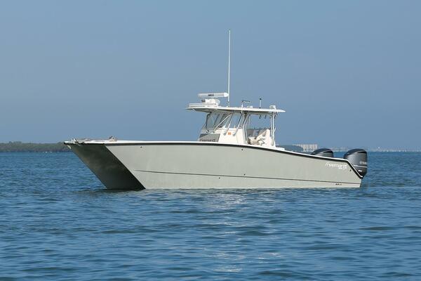 34ft Freeman Yacht For Sale