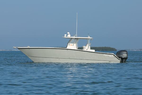 34ft Freeman Yacht For Sale