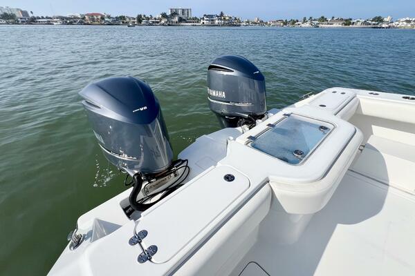 34ft Freeman Yacht For Sale