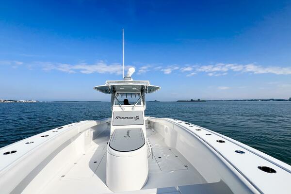 34ft Freeman Yacht For Sale