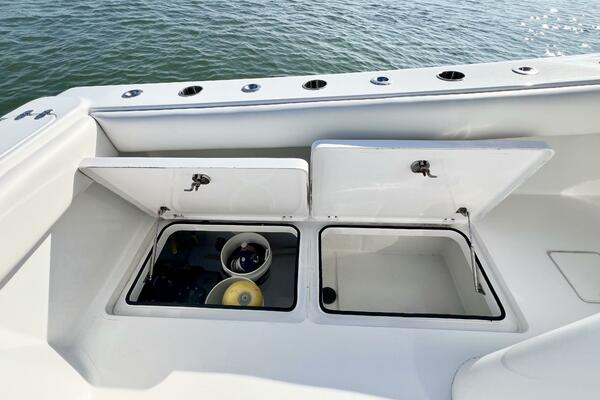 34ft Freeman Yacht For Sale