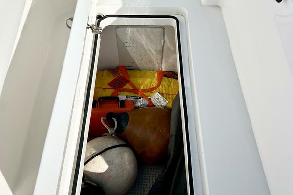 34ft Freeman Yacht For Sale