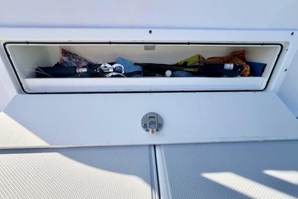 34ft Freeman Yacht For Sale