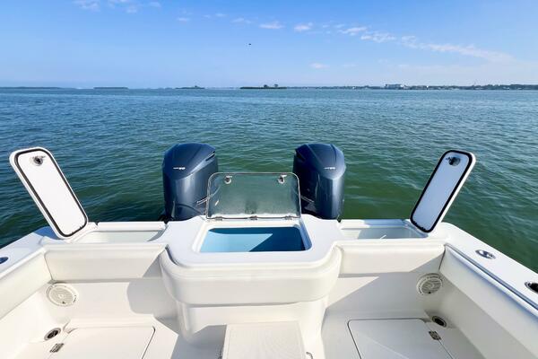 34ft Freeman Yacht For Sale