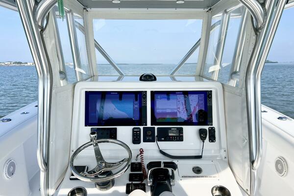 34ft Freeman Yacht For Sale