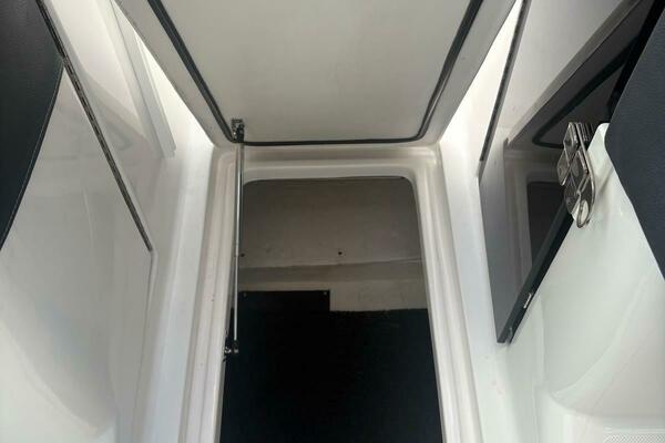 29ft Regal Yacht For Sale