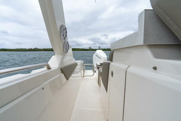 34ft Tiara Sport Yacht For Sale