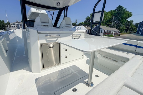 In Stock 28ft Wellcraft Yacht For Sale