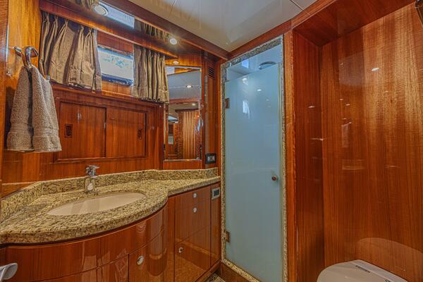 Margarita 74ft Ocean Alexander Yacht For Sale