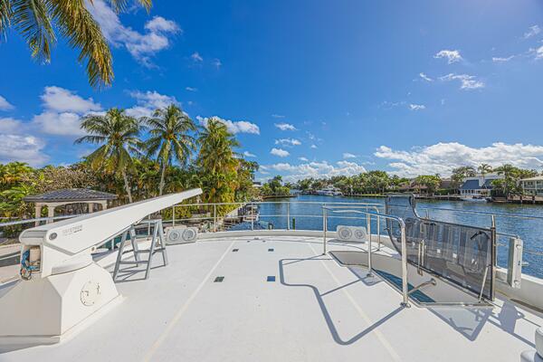 Margarita 74ft Ocean Alexander Yacht For Sale