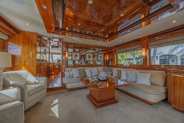 Margarita 74ft Ocean Alexander Yacht For Sale