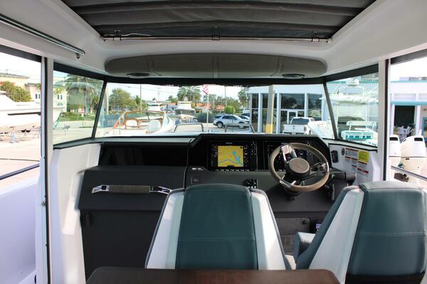 37ft Axopar Yacht For Sale