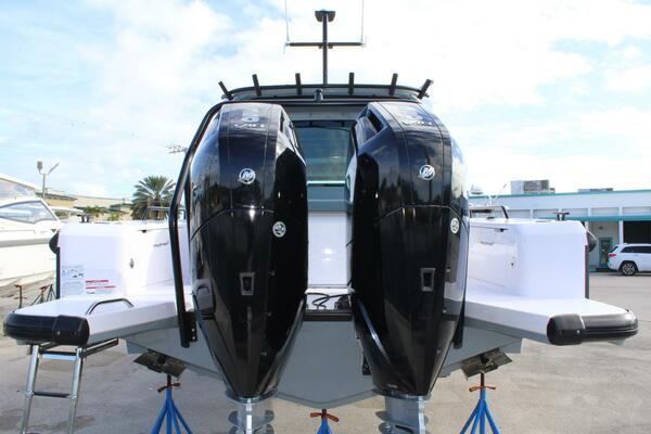 37ft Axopar Yacht For Sale