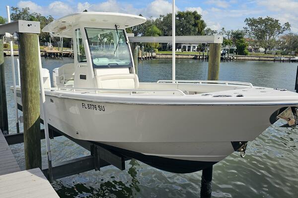 27ft Everglades Yacht For Sale