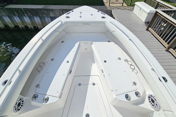 27ft Everglades Yacht For Sale