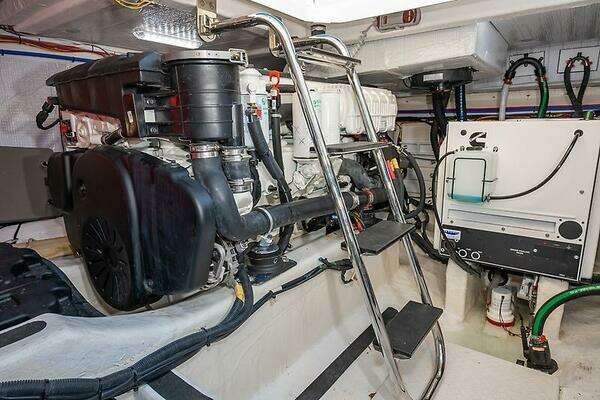 Sabre 43  Salon Express Yacht For Sale