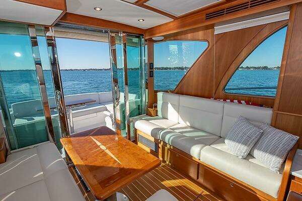 Sabre 43  Salon Express Yacht For Sale