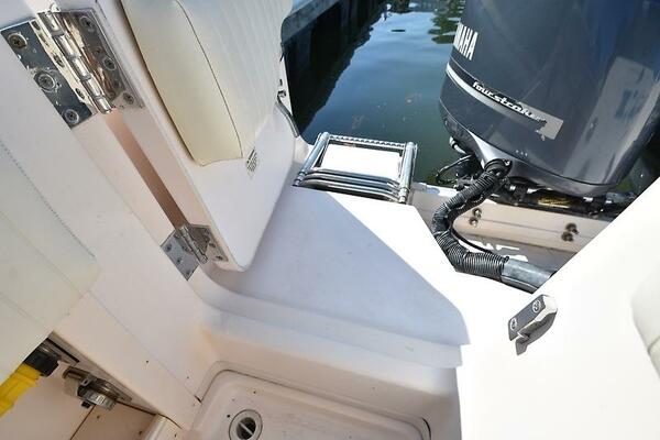 Katherine Leigh III 30ft Grady White Yacht For Sale