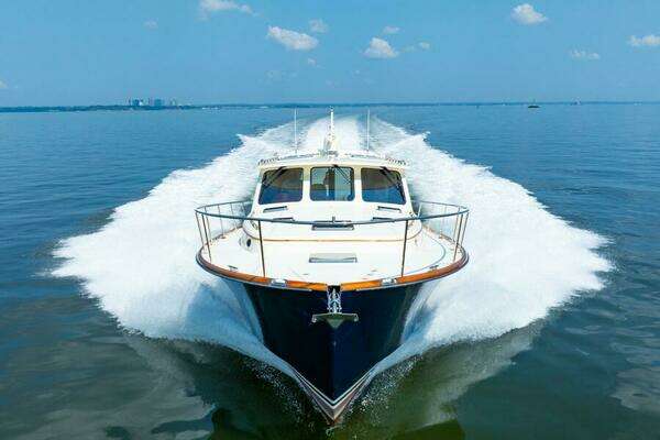 Hinckley Talaria 48 Yacht For Sale