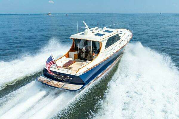 Hinckley Talaria 48 Yacht For Sale