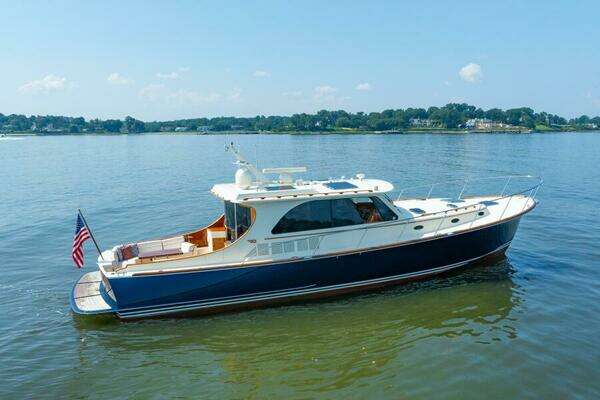 Hinckley Talaria 48 Yacht For Sale
