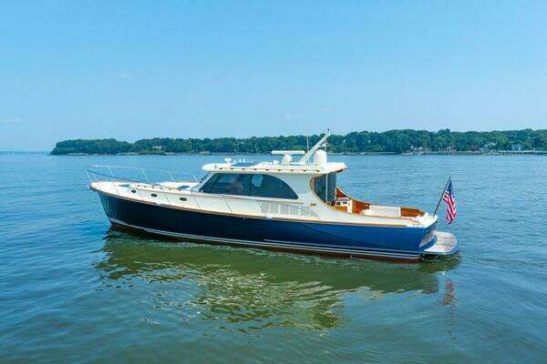 Hinckley Talaria 48 Yacht For Sale