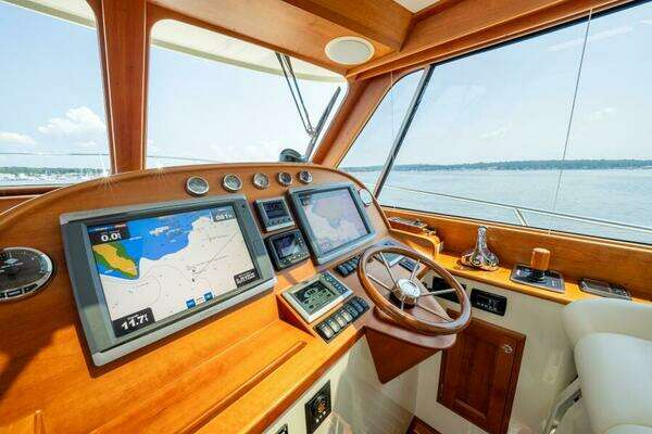 Hinckley Talaria 48 Yacht For Sale