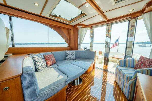 Hinckley Talaria 48 Yacht For Sale