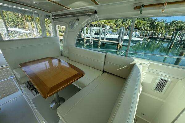 Back Cove 34O Yacht For Sale