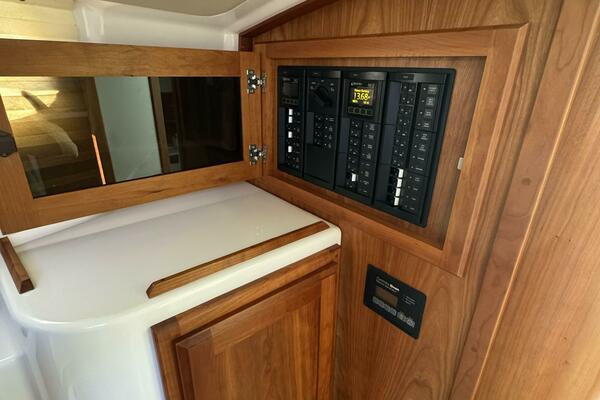 34ft Back Cove Yacht For Sale