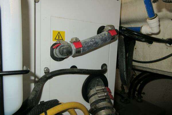 Back Cove 34O Yacht For Sale