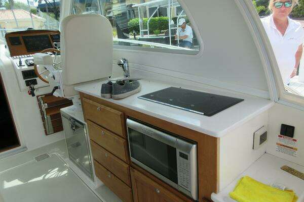 Back Cove 34O Yacht For Sale