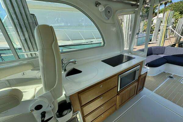 Back Cove 34O Yacht For Sale