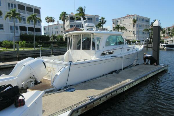 34ft Back Cove Yacht For Sale